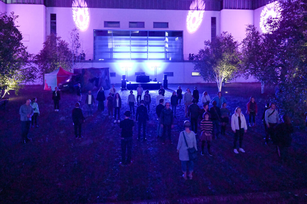 Lange Nacht der falschen Wahrheit, Deutsches Hygiene-Museum DresdenTheater, Séancen, Radioballett & uvm.02. Sep 202219 Uhr - Open End